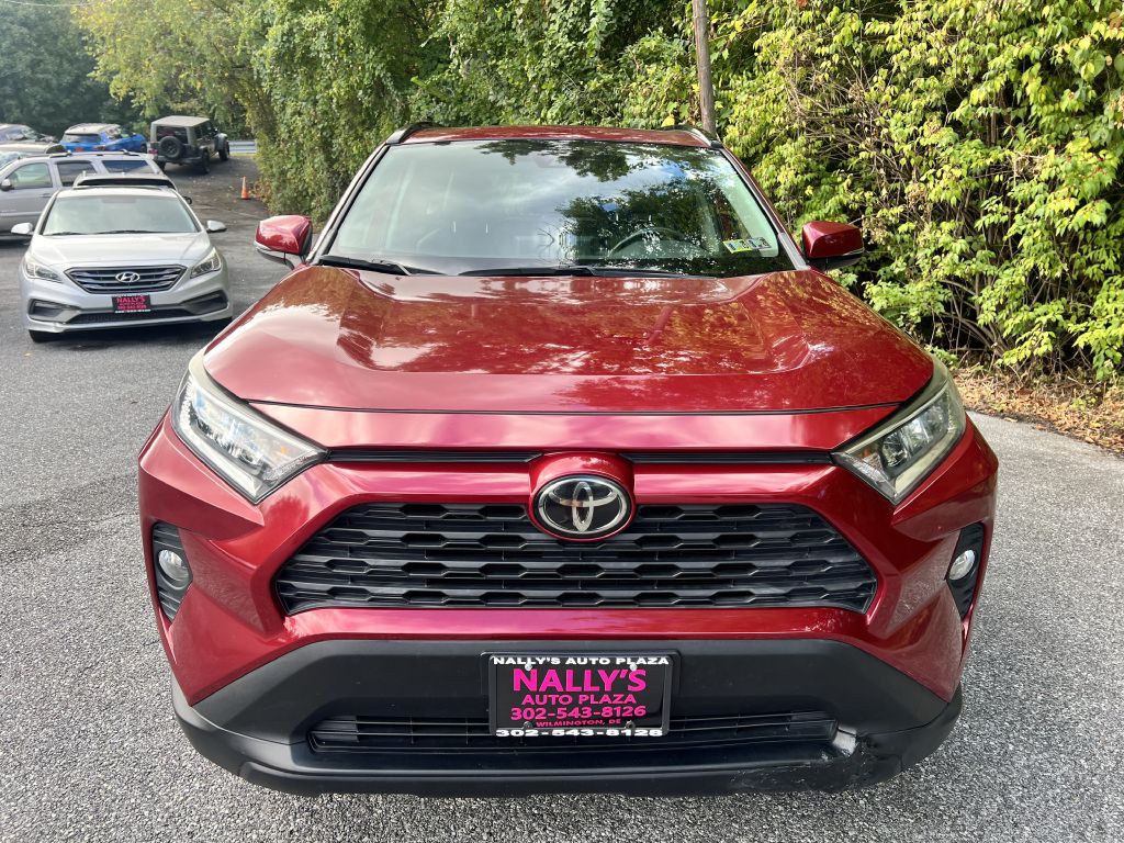 2019 Toyota Rav4 Image 2