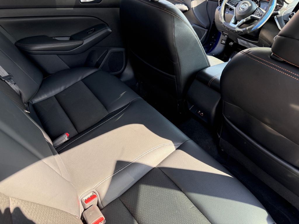 2020 Nissan Altima Image 11