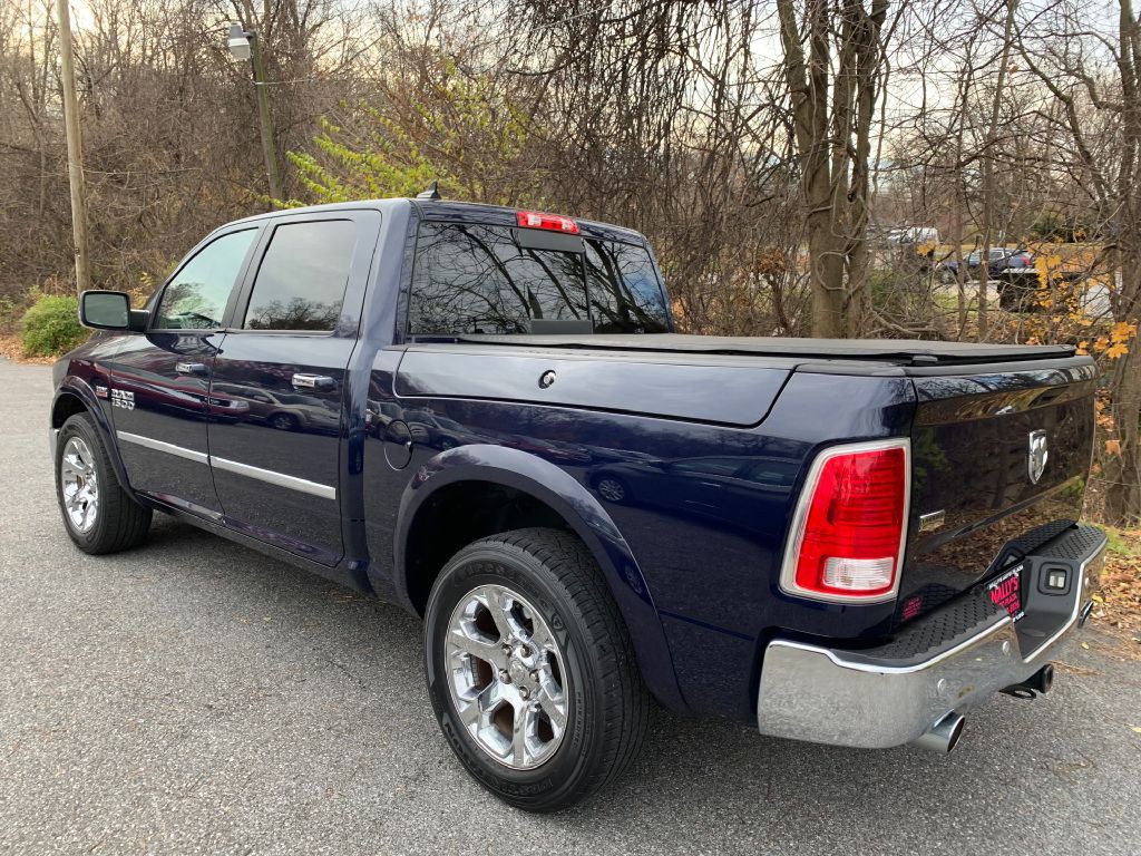 2015 RAM 1500 Image 3