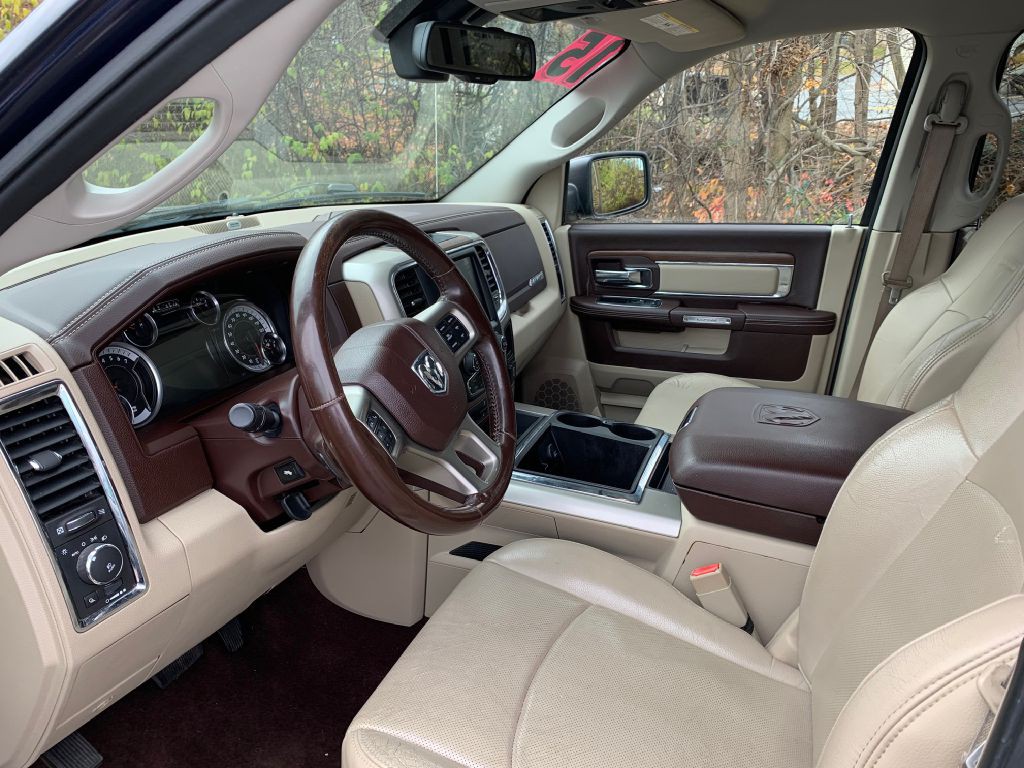 2015 RAM 1500 Image 5
