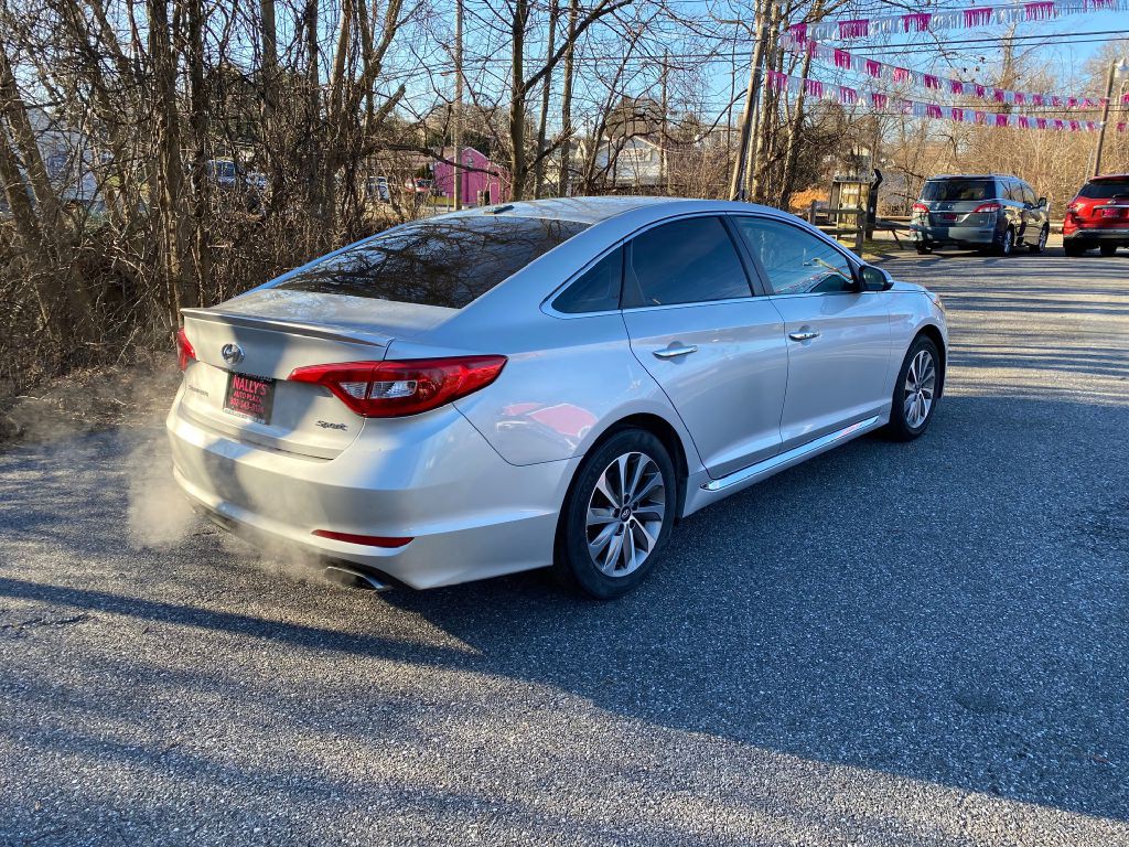 2017 Hyundai Sonata Image 4