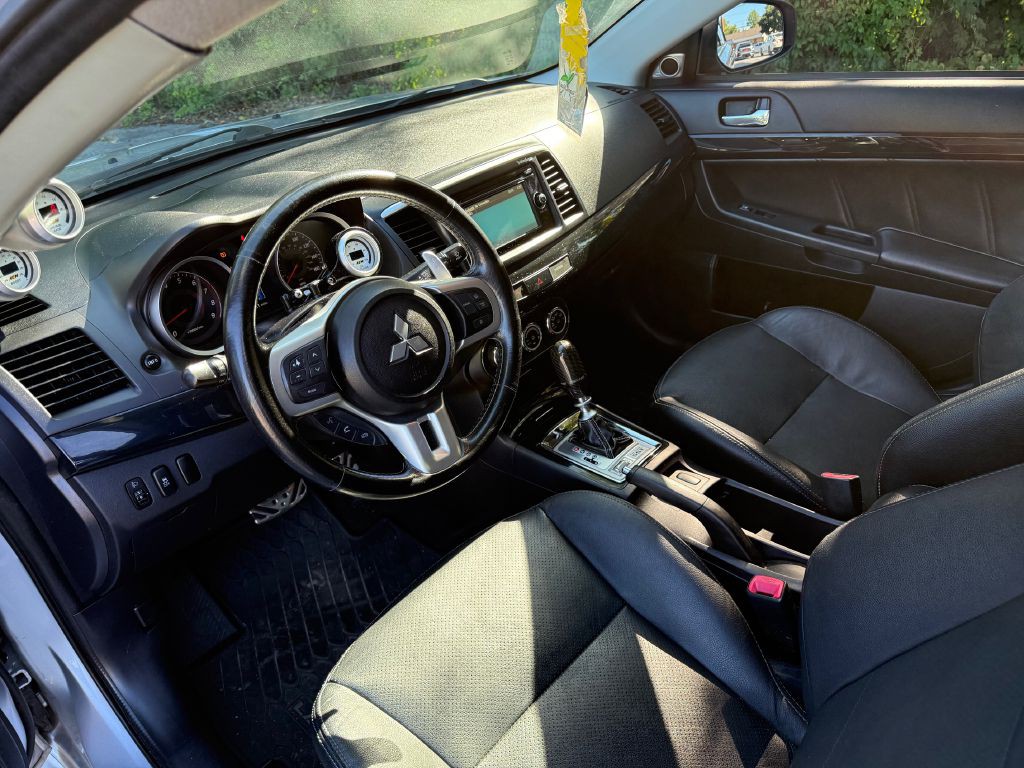 2015 Mitsubishi Lancer Image 9
