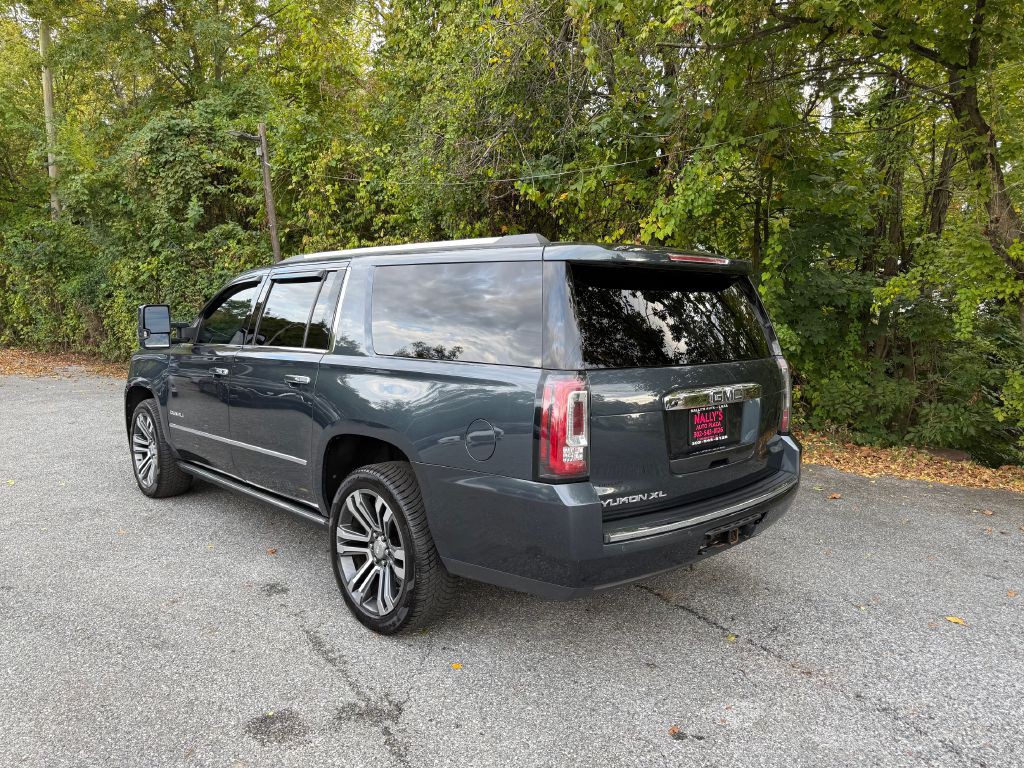 2019 GMC Yukon Image 3