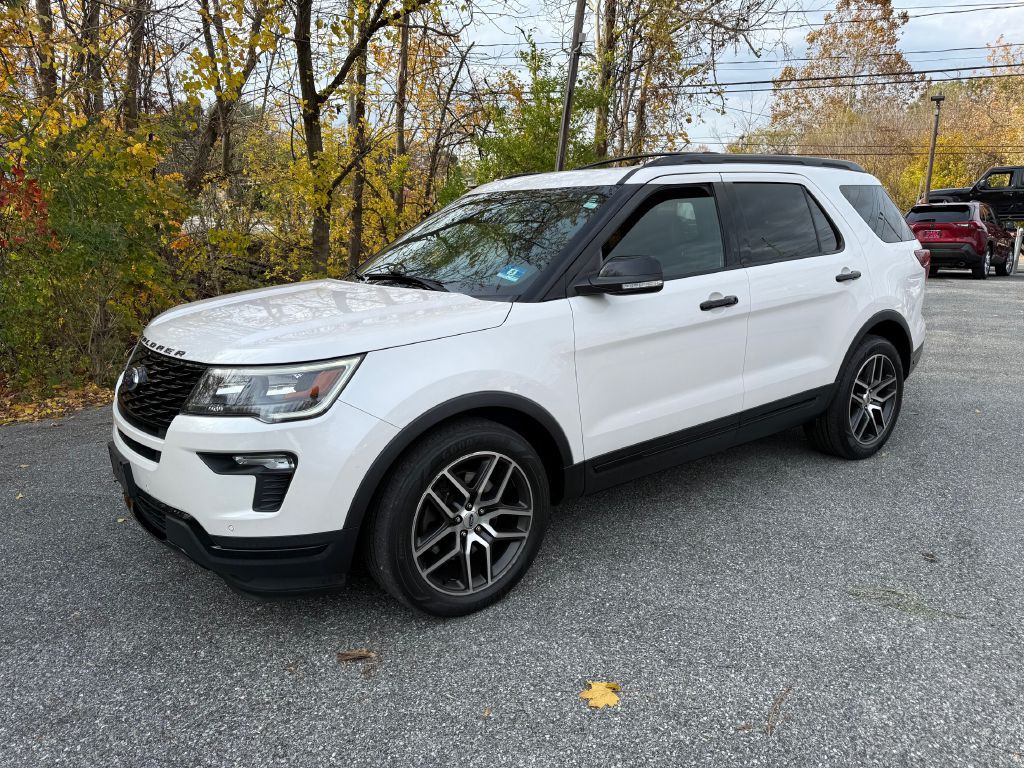 2018 Ford Explorer Image 1