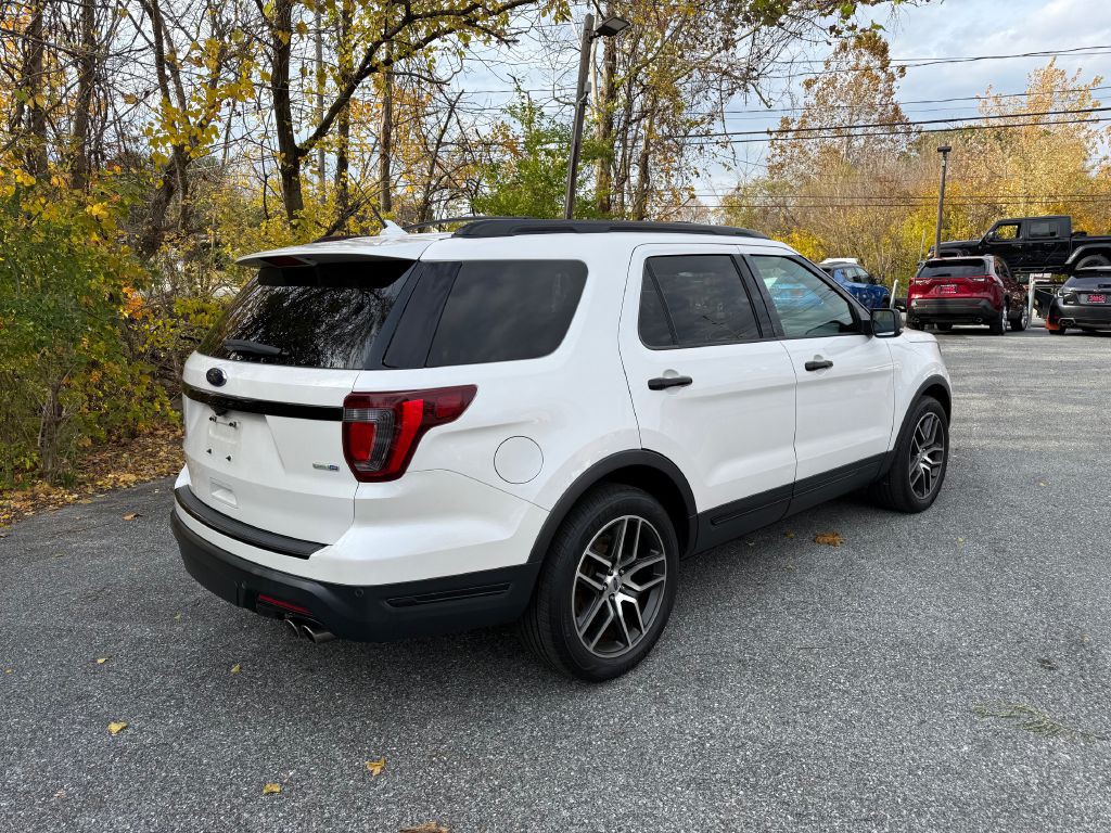 2018 Ford Explorer Image 5