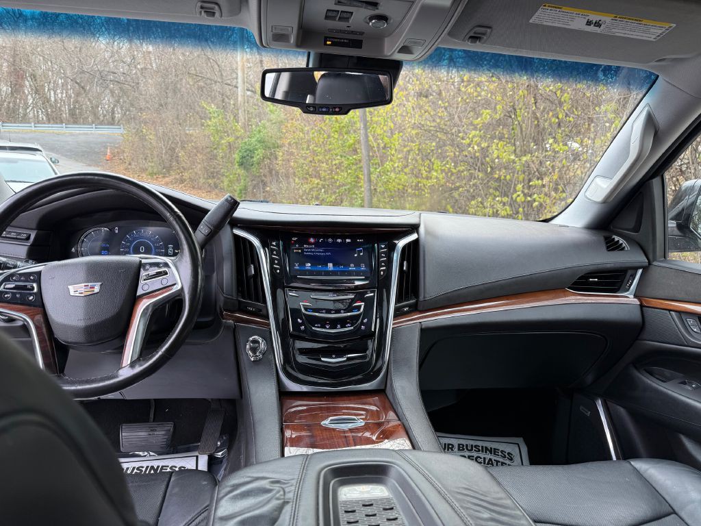 2016 Cadillac Escalade Image 12