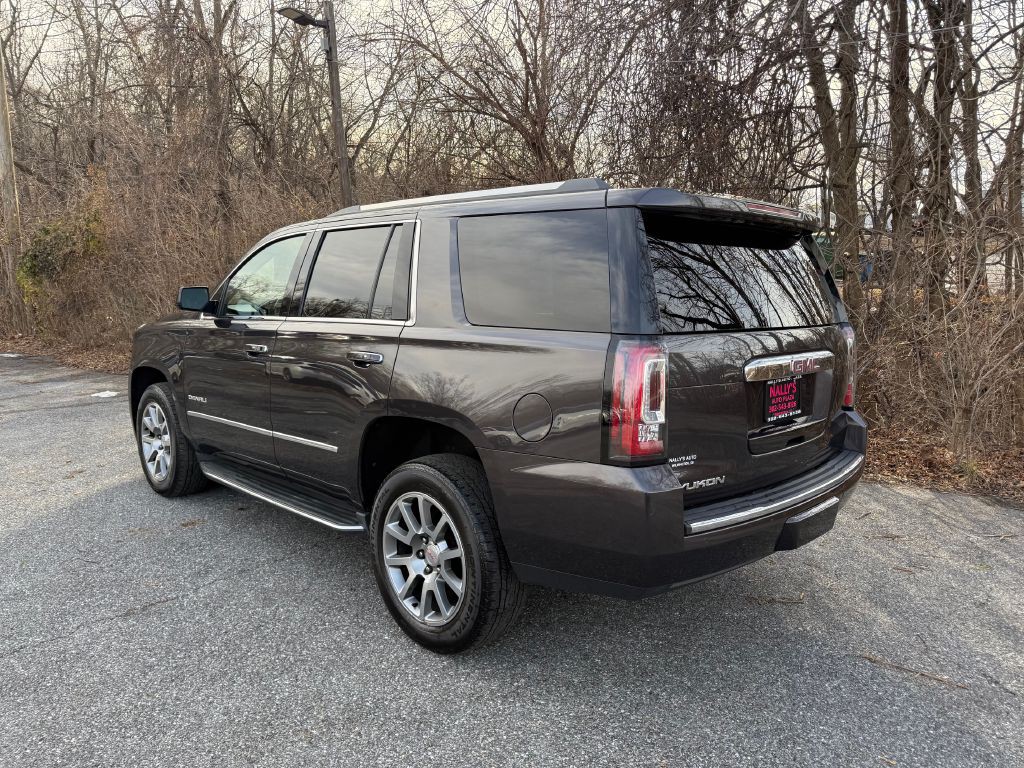 2017 GMC Yukon Image 3