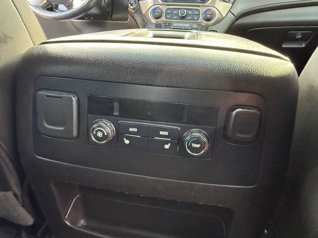 2017 GMC Yukon Image 16