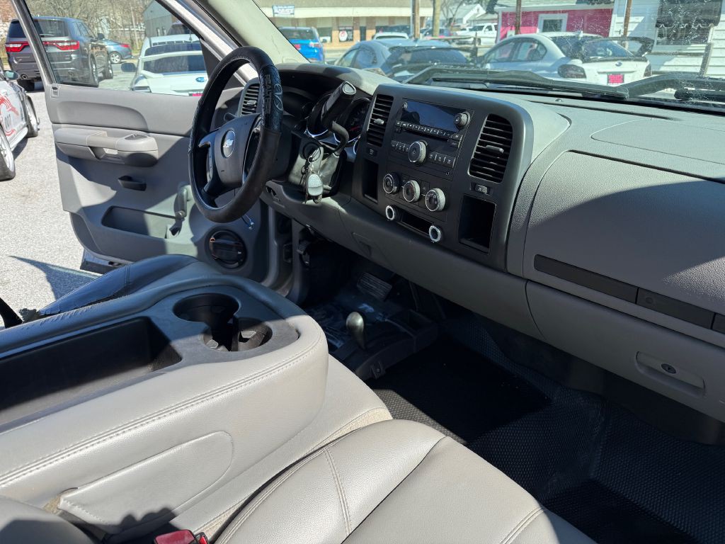 2008 Chevrolet Silverado 1500 Image 12