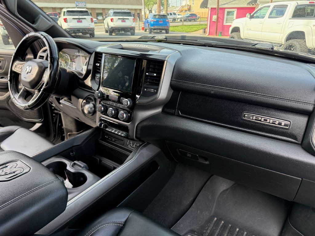 2019 RAM 1500 Image 9