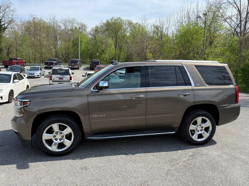 2015 Chevrolet Tahoe Image 2