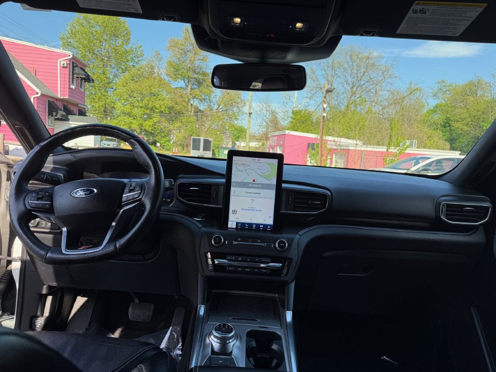 2020 Ford Explorer Image 13