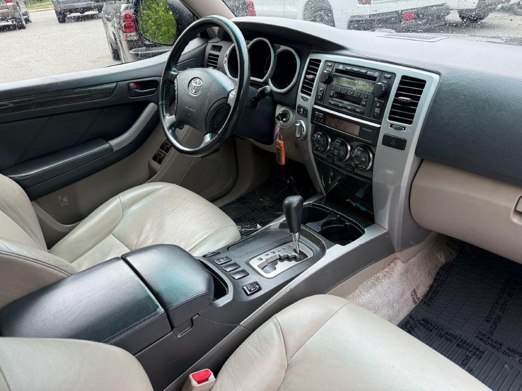2003 Toyota 4Runner Image 10