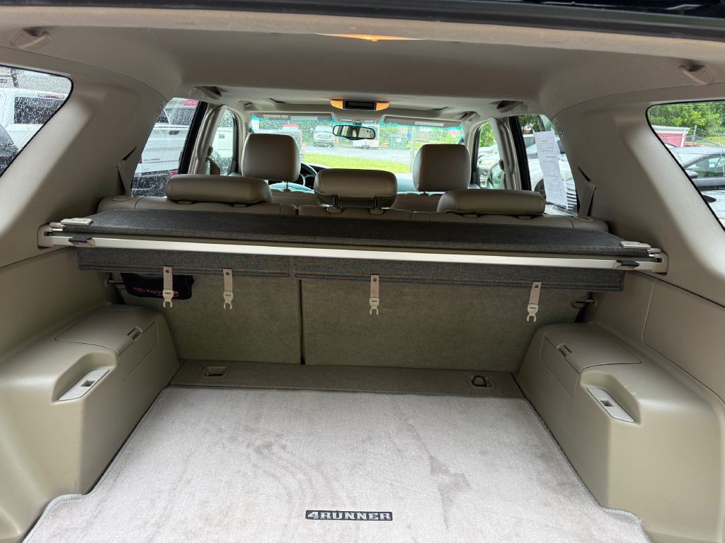 2003 Toyota 4Runner Image 12