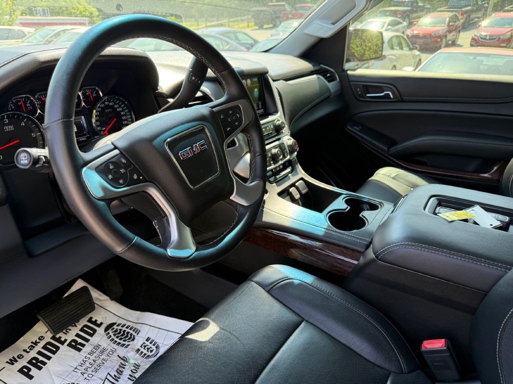 2018 GMC Yukon Image 9