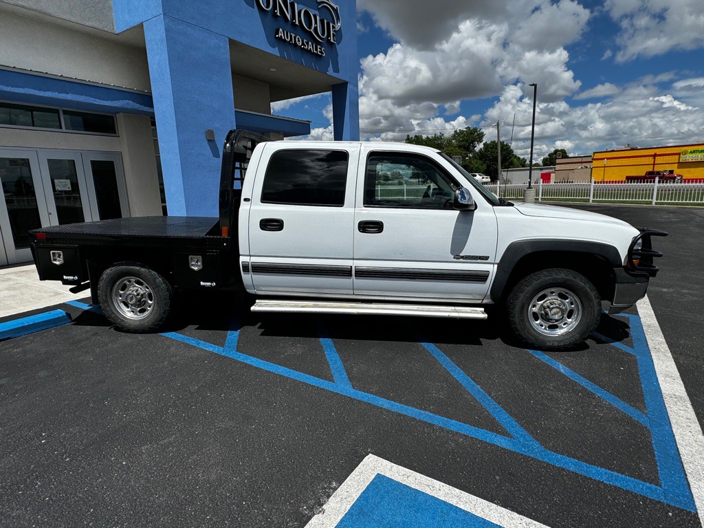 2001 Chevrolet Silverado 1500 Image 2
