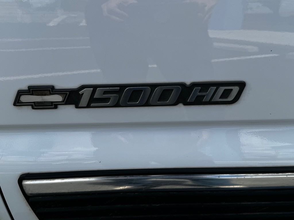 2001 Chevrolet Silverado 1500 Image 9
