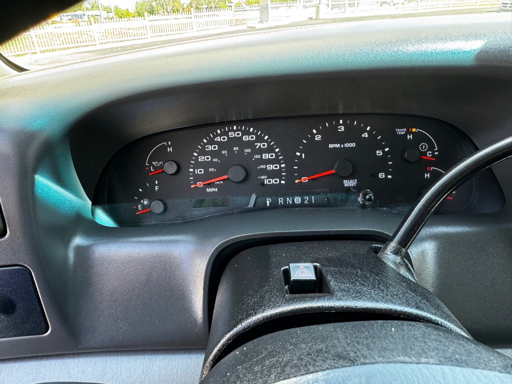 2002 Ford F-250 Image 18