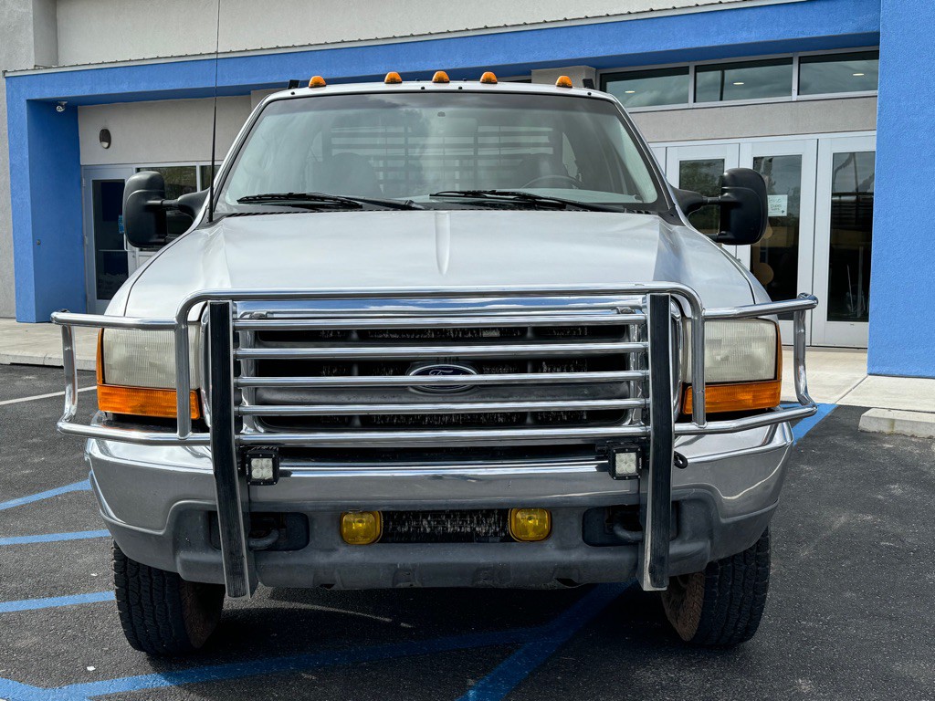 2001 Ford F-350 Image 8