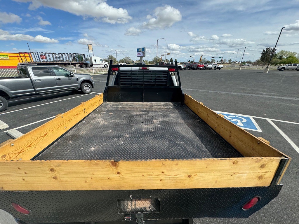 2001 Ford F-350 Image 11