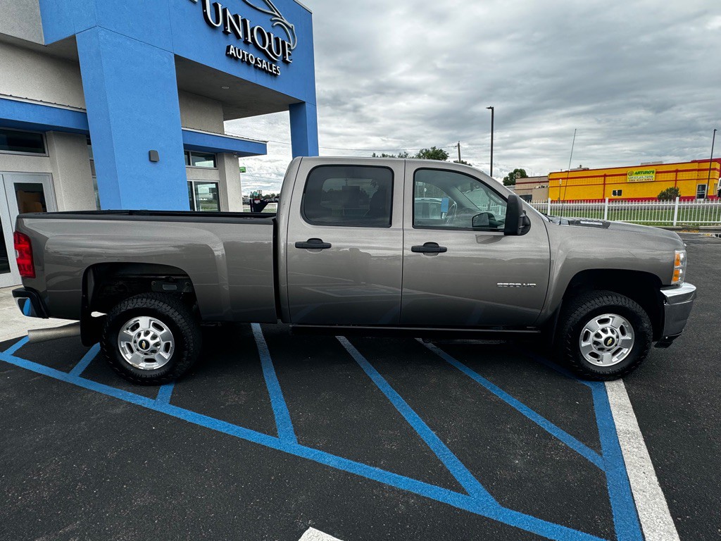 2013 Chevrolet Silverado 1500 Image 2
