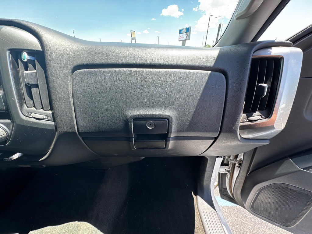 2018 Chevrolet Silverado 1500 Image 25