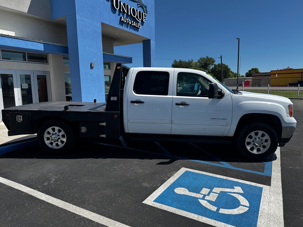 2014 GMC Sierra 2500 Image 2