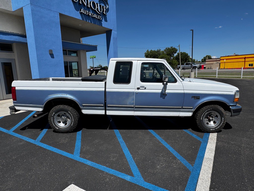 1996 Ford F-150 Image 2