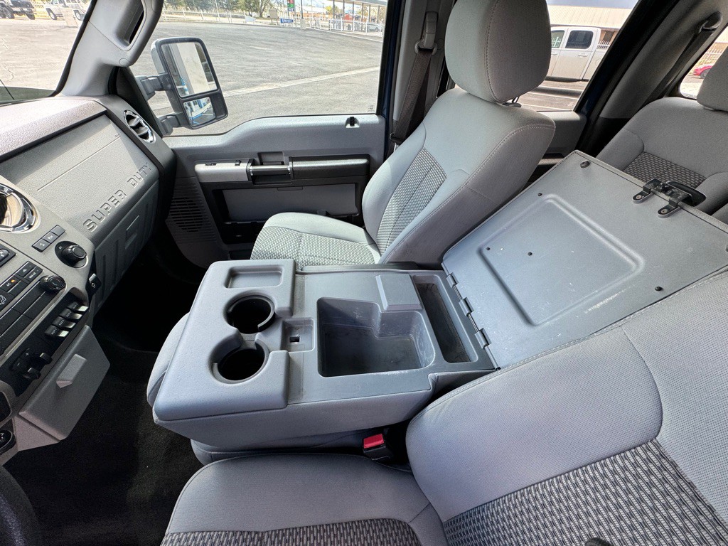 2014 Ford F-250 Image 32