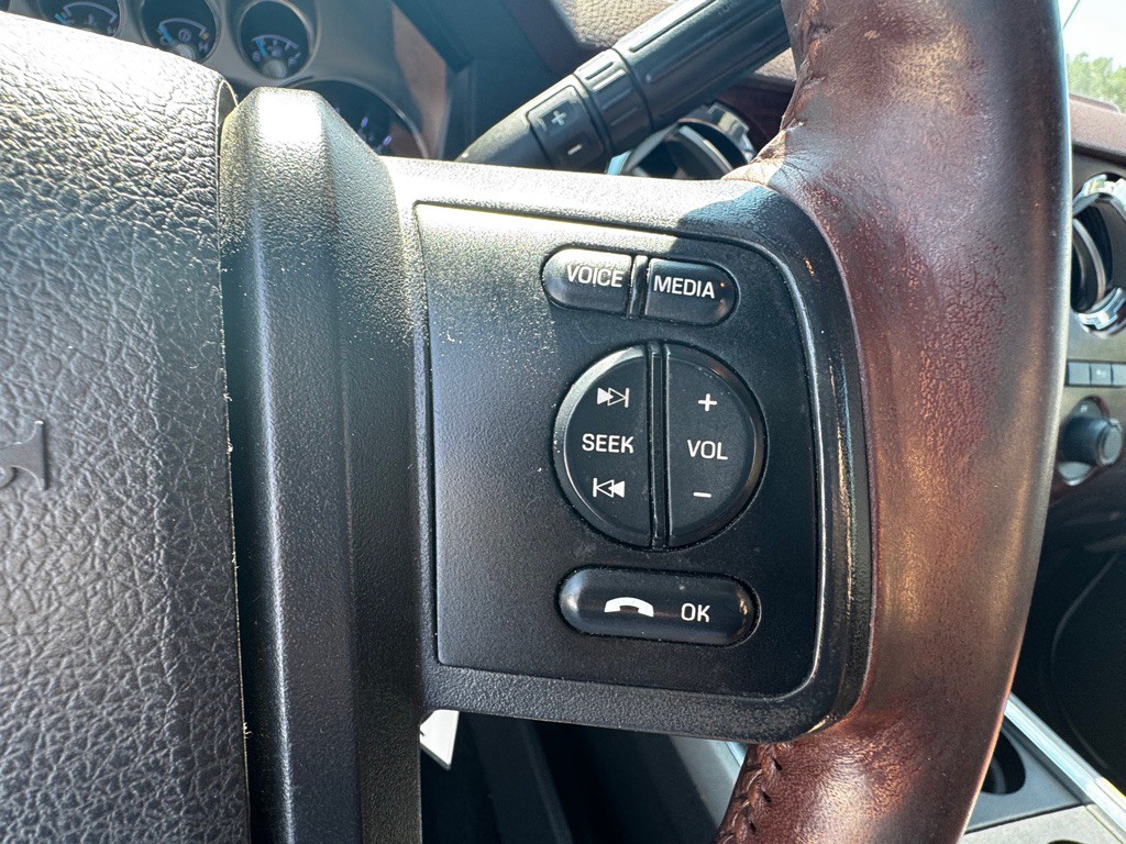2012 Ford F-350 Image 20