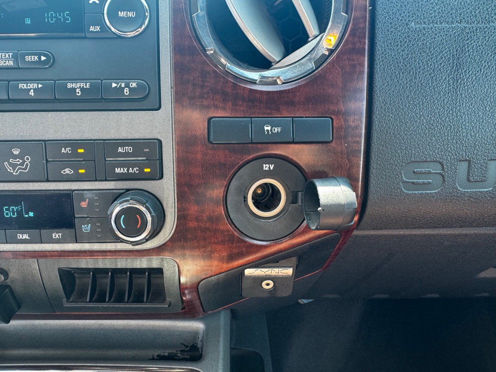 2012 Ford F-350 Image 25