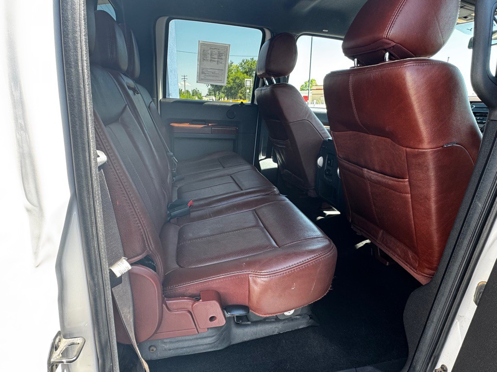 2012 Ford F-350 Image 32