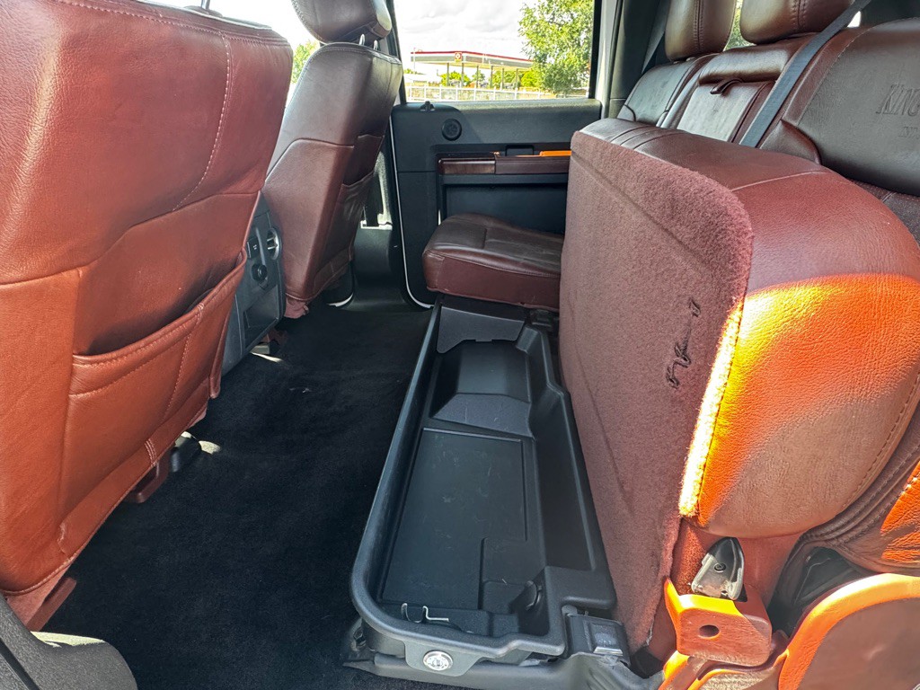 2012 Ford F-350 Image 35