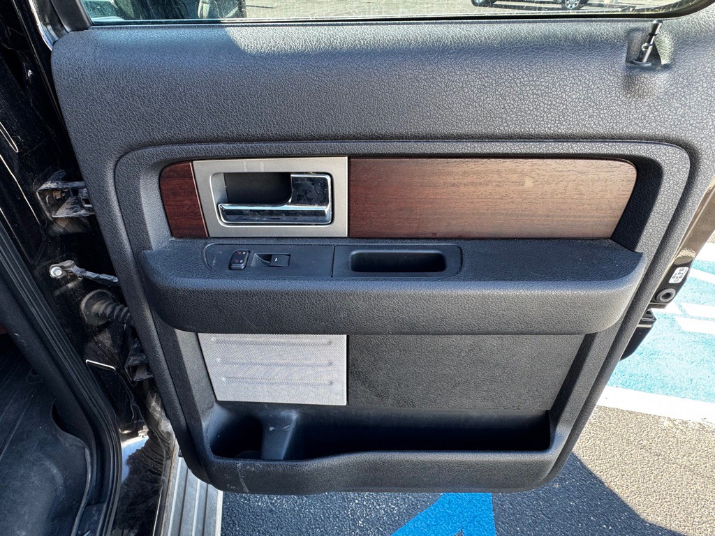2014 Ford F-150 Image 38