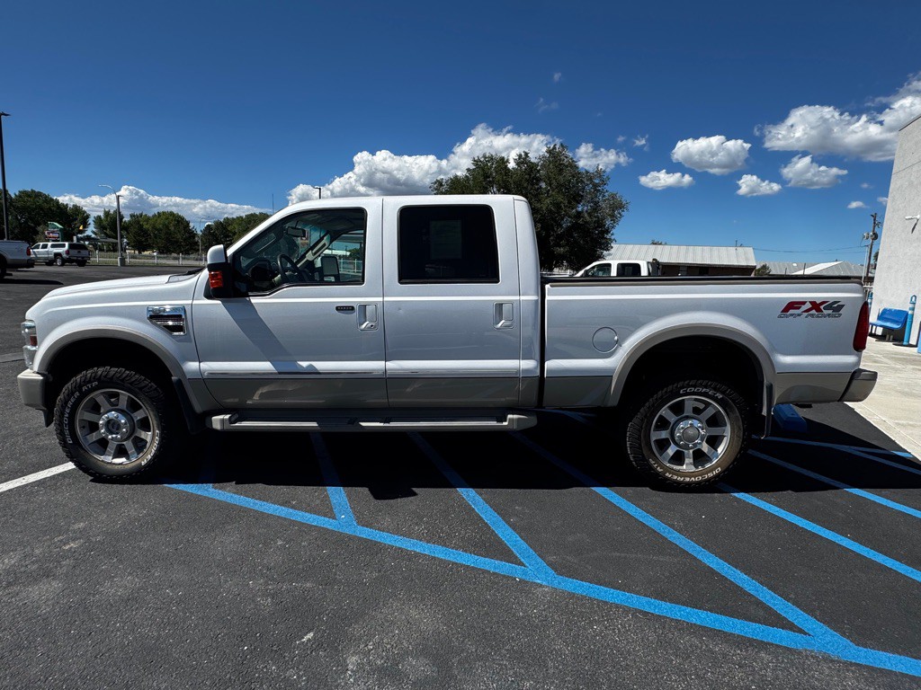 2010 Ford F-350 Image 6