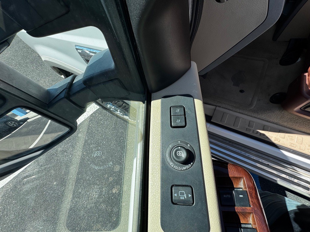 2010 Ford F-350 Image 14
