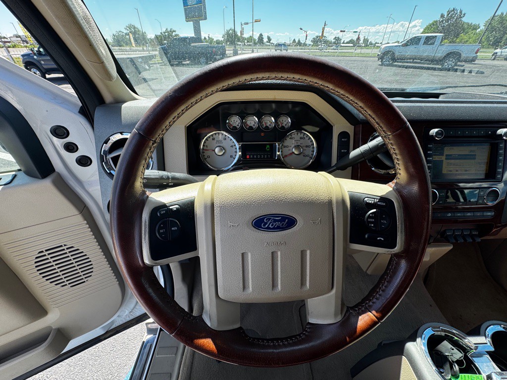 2010 Ford F-350 Image 15