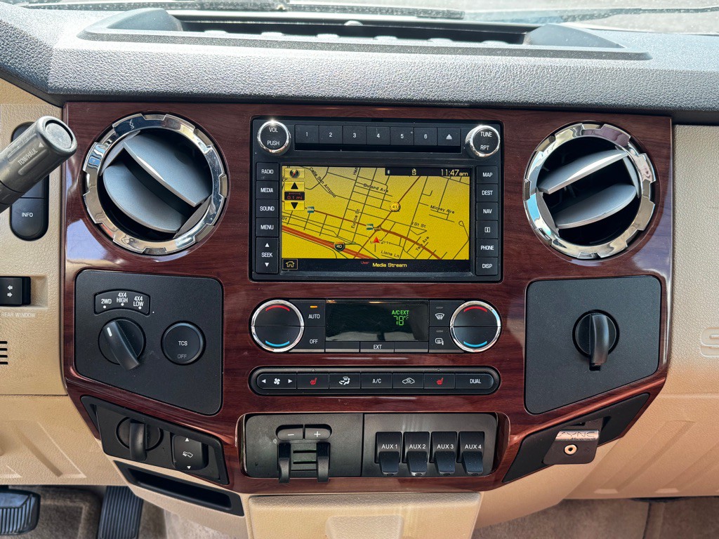 2010 Ford F-350 Image 17