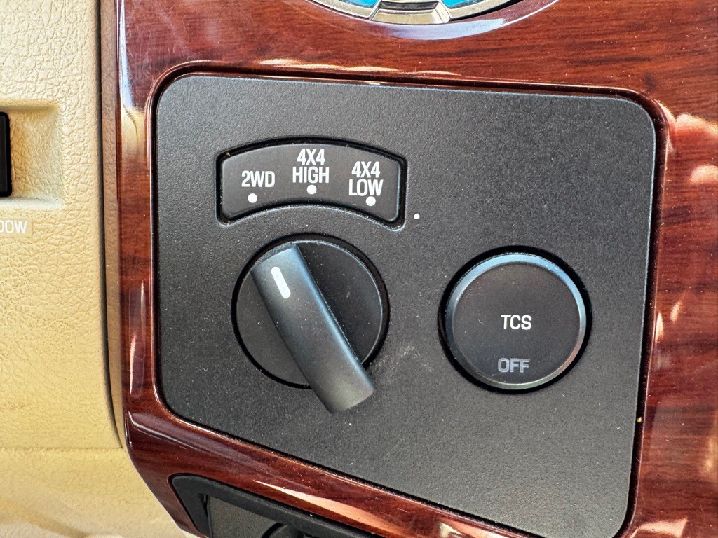 2010 Ford F-350 Image 19