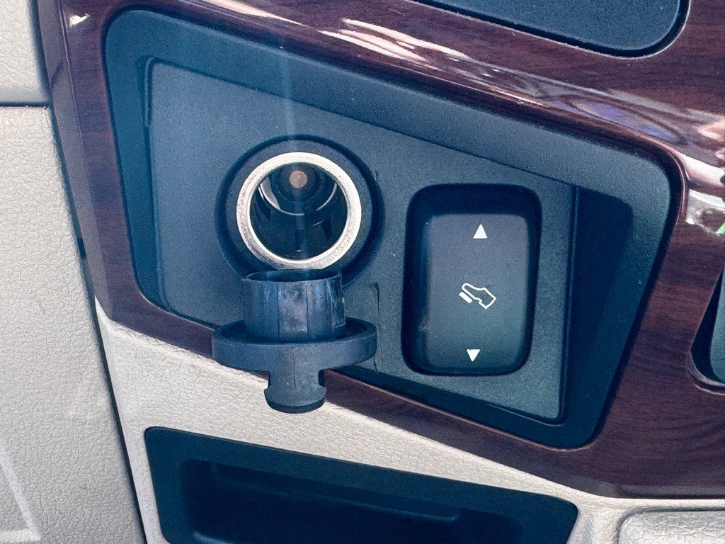 2010 Ford F-350 Image 20