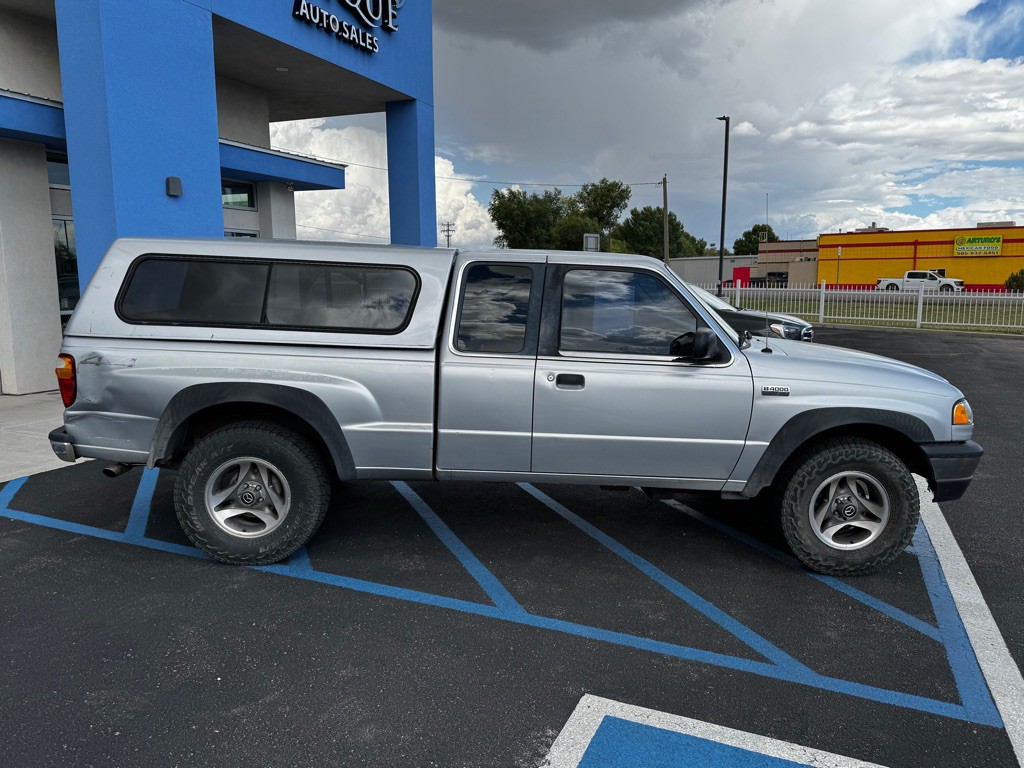 2002 Mazda B-Series Image 2