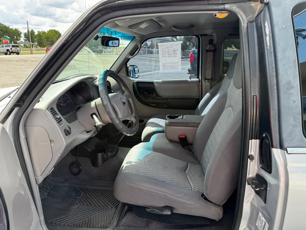 2002 Mazda B-Series Image 9