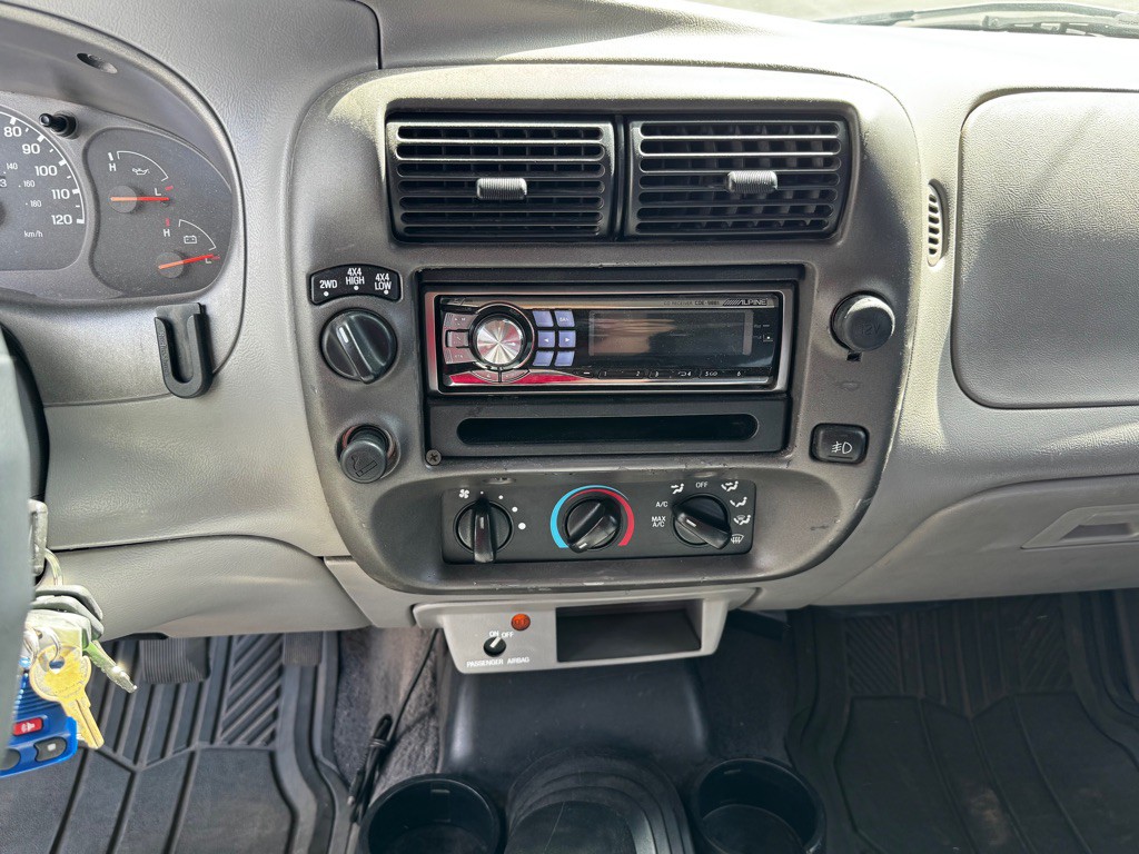 2002 Mazda B-Series Image 14