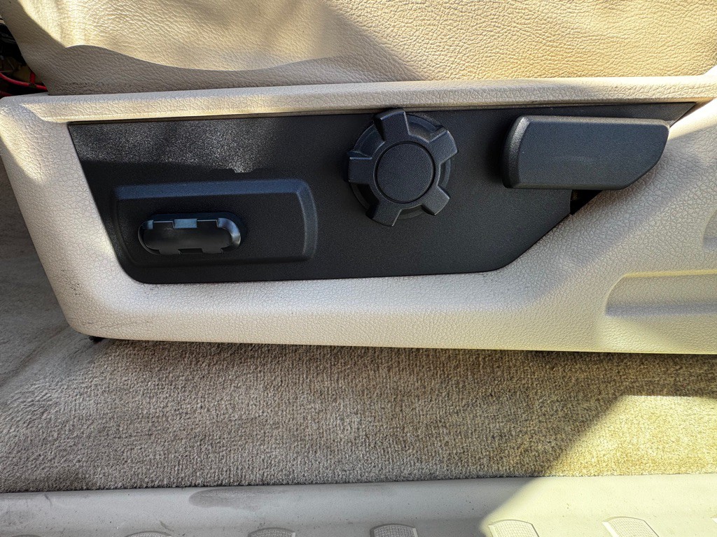2008 Ford F-350 Image 11