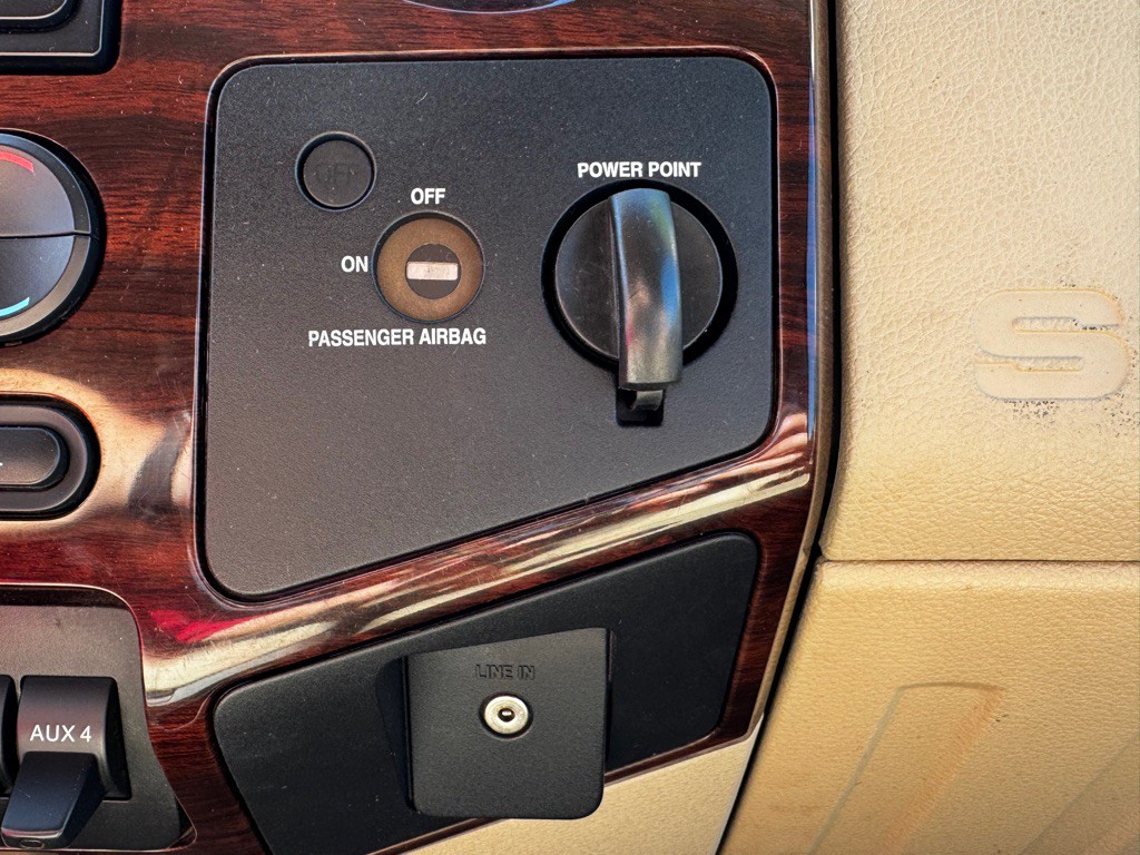 2008 Ford F-350 Image 21