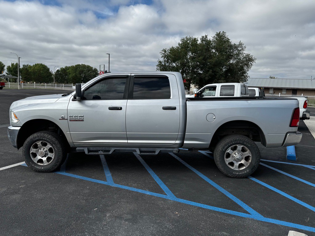 2016 RAM 2500 Image 6