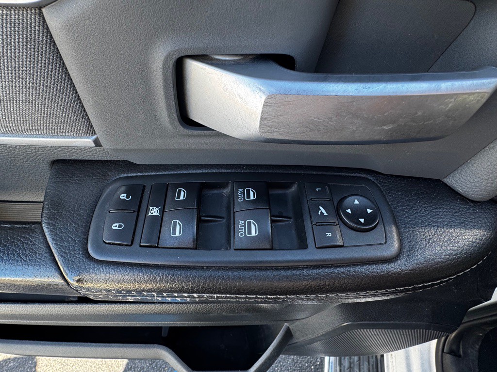 2020 RAM 2500 Image 17