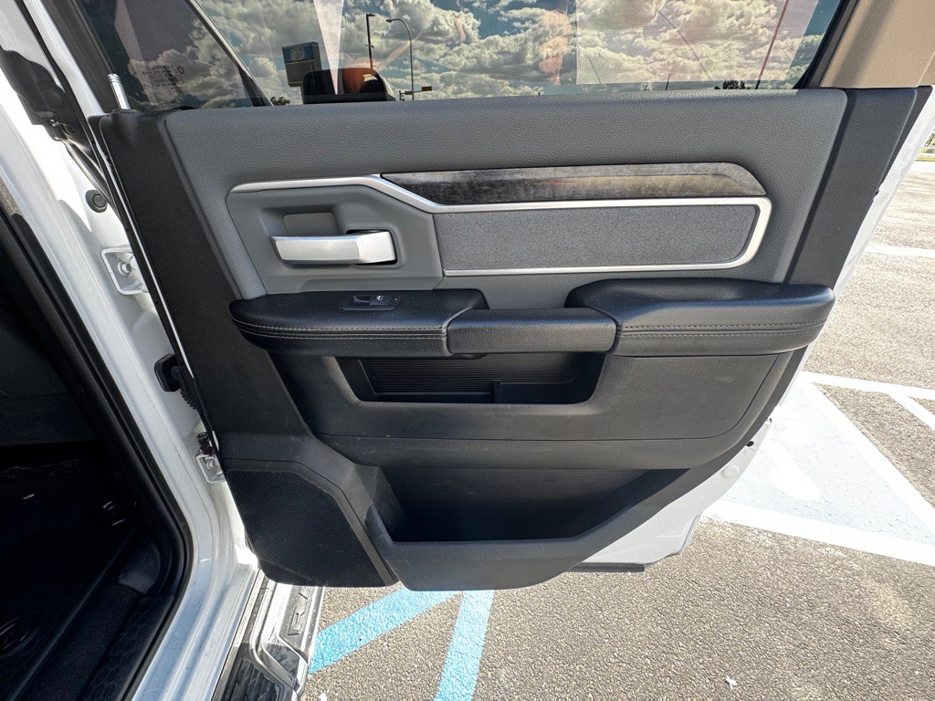 2020 RAM 2500 Image 36