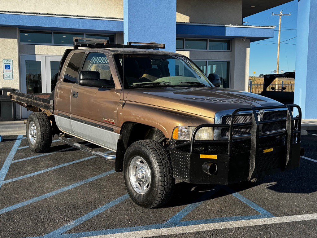 2001 Dodge Ram 2500 Image 1