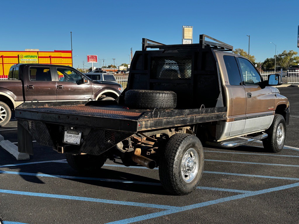 2001 Dodge Ram 2500 Image 3